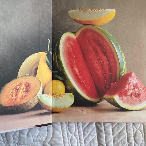 The Oprah Magazine Cookbook - Picture 4 of 11